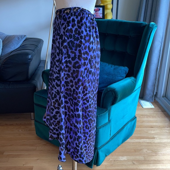 Witchery beautiful skirt - Picture 5 of 8